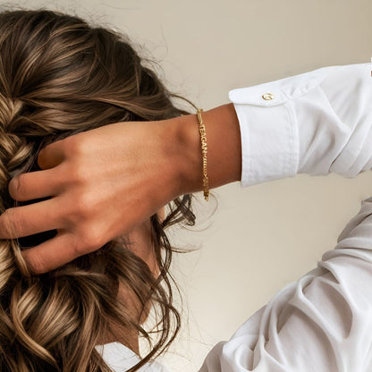 LOVE™ | Bracelet with the Names of Your Loved Ones