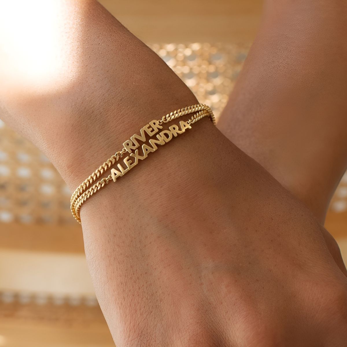 LOVE™ | Bracelet with the Names of Your Loved Ones