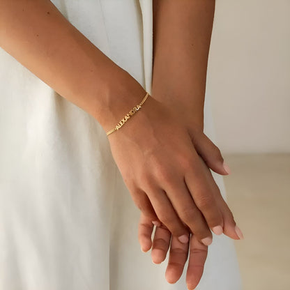 LOVE™ | Bracelet with the Names of Your Loved Ones